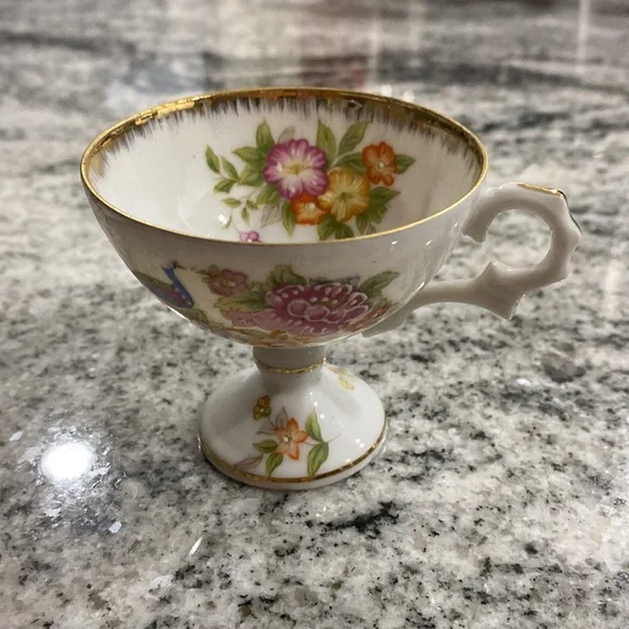 Vintage Royal Halsey China Teacup And Saucer Set! - Picture 5 of 7